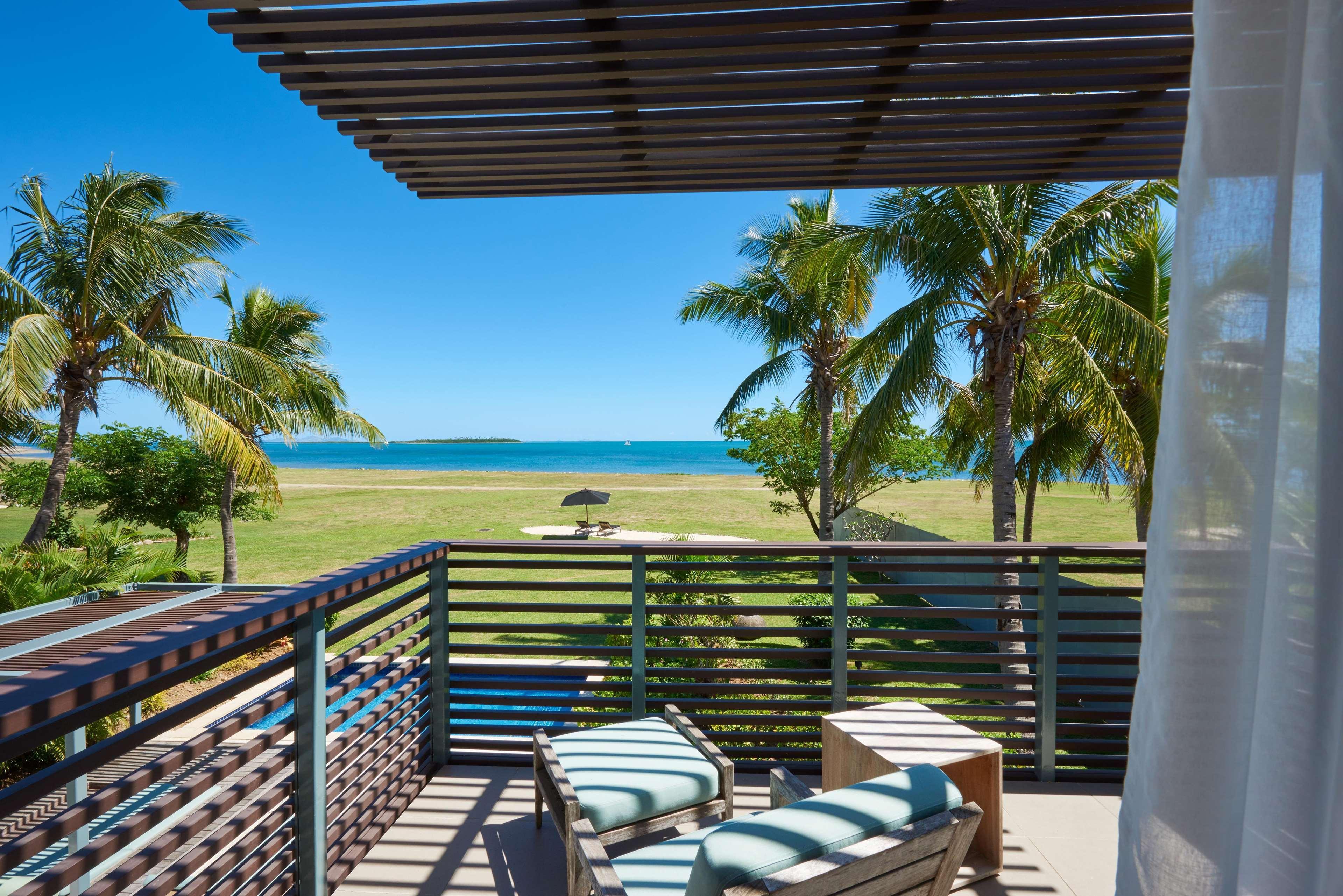 Hilton Fiji Beach Resort And Spa Denarau Island Exterior foto View from a guest room at the Sheraton Resort Fiji